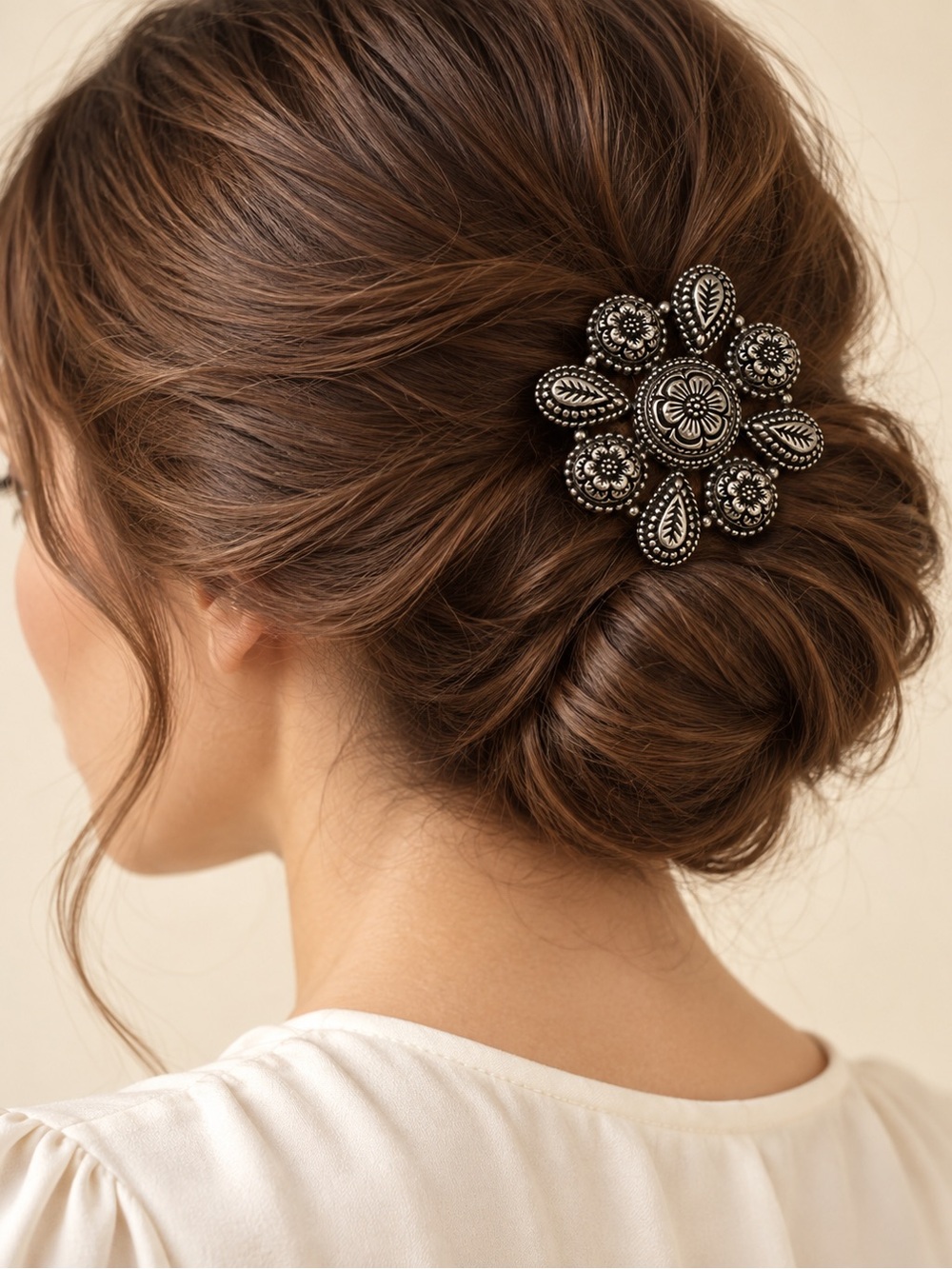 Sylvia Dahl Neiman Marcus Vintage-Inspired Silver Floral Hair/Scarf Clip -